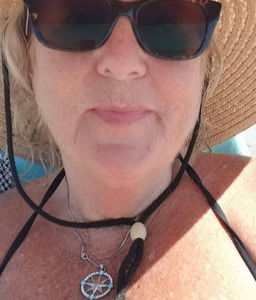 Meet your Posher, Helen